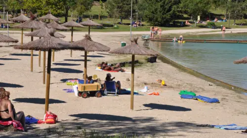 Campingplatz Les 3 Lacs du Soleil - Trept, Rhône-Alpes, Frankreich